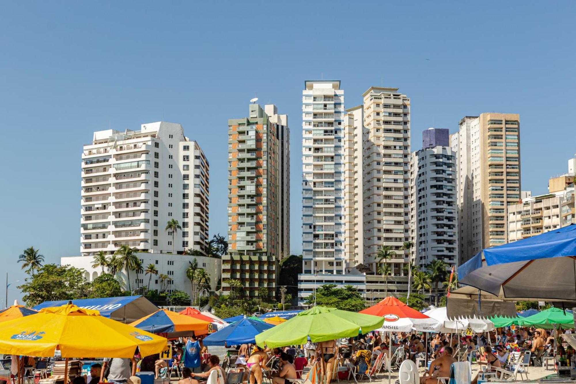 Apto - Predio De Frente Para Praia - Asturias - Guaruja - 2 Vagas Garagem - Wi-Fi E Ar Condicionado Zewnętrze zdjęcie